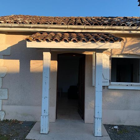 Petite Maison Dans Un Village Du Gers Sabazan Экстерьер фото